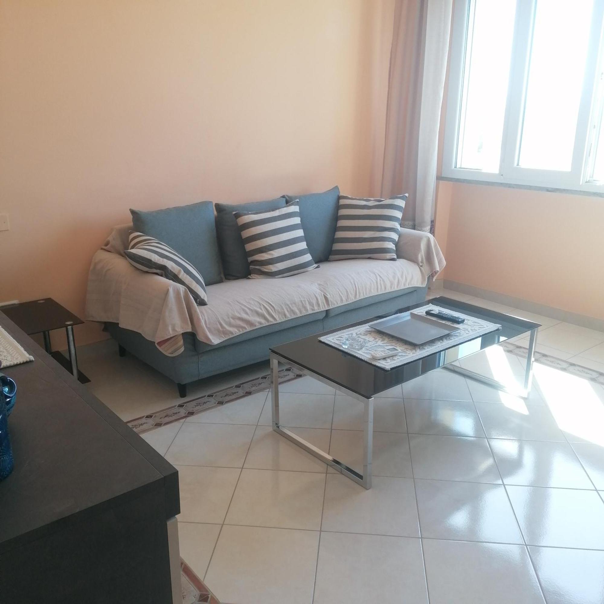 La Playa Di Ponente Apartment *